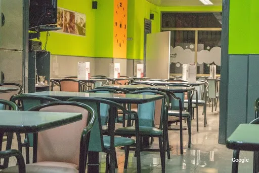 Mediterranean Bar del Canal