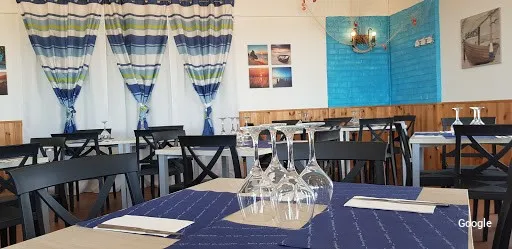 Mediterranean Bar-Restaurante Rompeolas