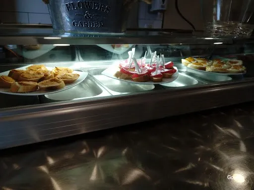 Vegetariana Cafetería El Surtidor