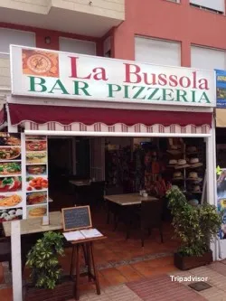 Pasta and Pizza La Bussola Pizzeria
