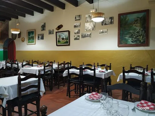 Tapas Bar Restaurante Las Piscinas de Can Batlle