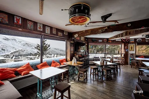 Outras cociñas españolas El Club De La Montana