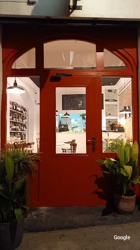 Vegetariana El Pebre. Espai gastronòmic i cultural