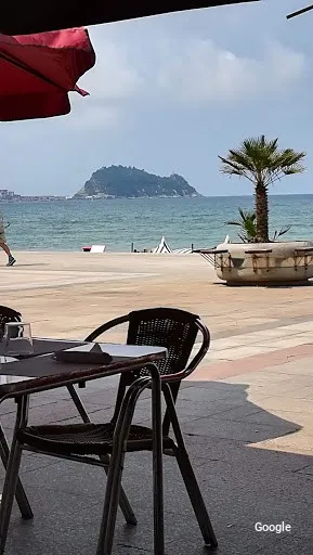 Vegetariana Café restaurante izarra playa