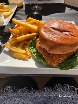 Francesa Kitchen & Bar HomeMade