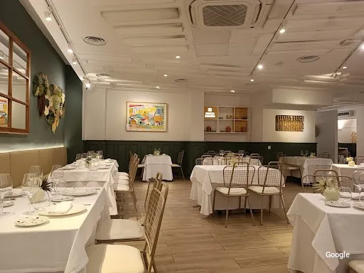 Other international cuisines Lariz Restaurante