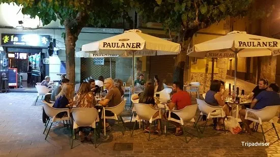 Alemaniarra FranKfurt Cervecería La Vila