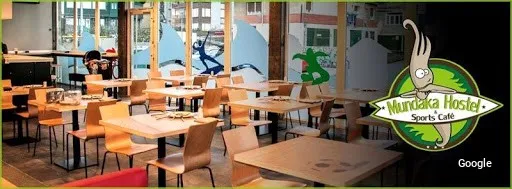 Vasca Mundaka Hostel & Sports Cafe