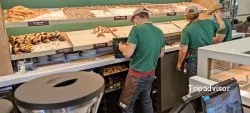 Comida rápida Manolo Bakes Lagoh