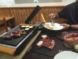 Francesa La Fondue Roya