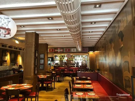 Mediterranean Txapela - Gran Via