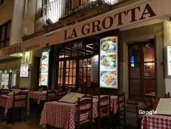 Pasta i Pizzeria Pizzería La Grotta