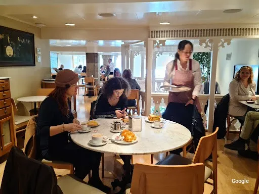 Other Spanish cuisines Cafe Suizo