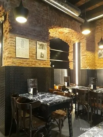 Comida rápida Viena Capellanes - Fuencarral, 122