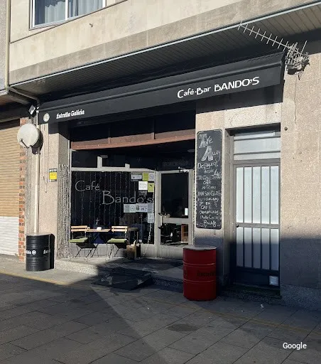 Vegetariana Bando's cafe bar