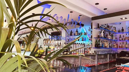 Altre cucine europee Taylor's Cocktail Bar
