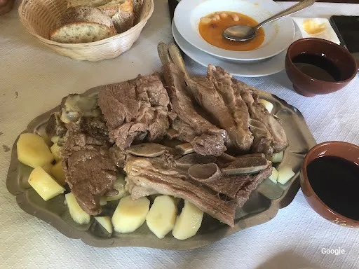 Other Spanish cuisines Meson Manolo