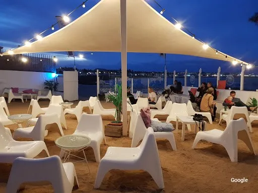 Vegetariana Sunset Lounge