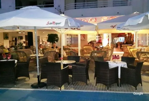 Mediterranea Grand Café Rouge