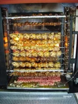 Grill Pollastres a l'ast ca la Roser