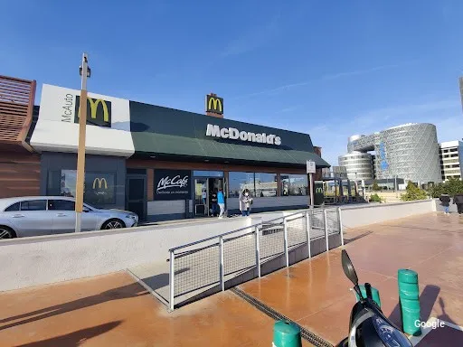 Cibo veloce McDonald's - Ademuz