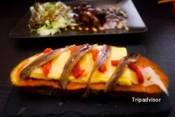 Otras cocinas españolas La Terreta Tragos & Mossos