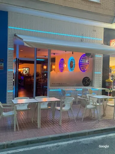 Mediterranean El 32