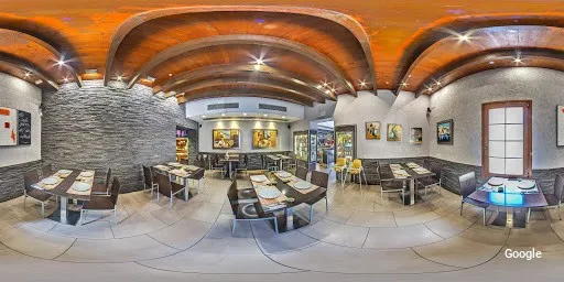 Barazki Jana Sushi des Castell