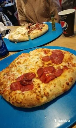 Pasta e Pizzeria Domino's Pizza - Av. Madrid